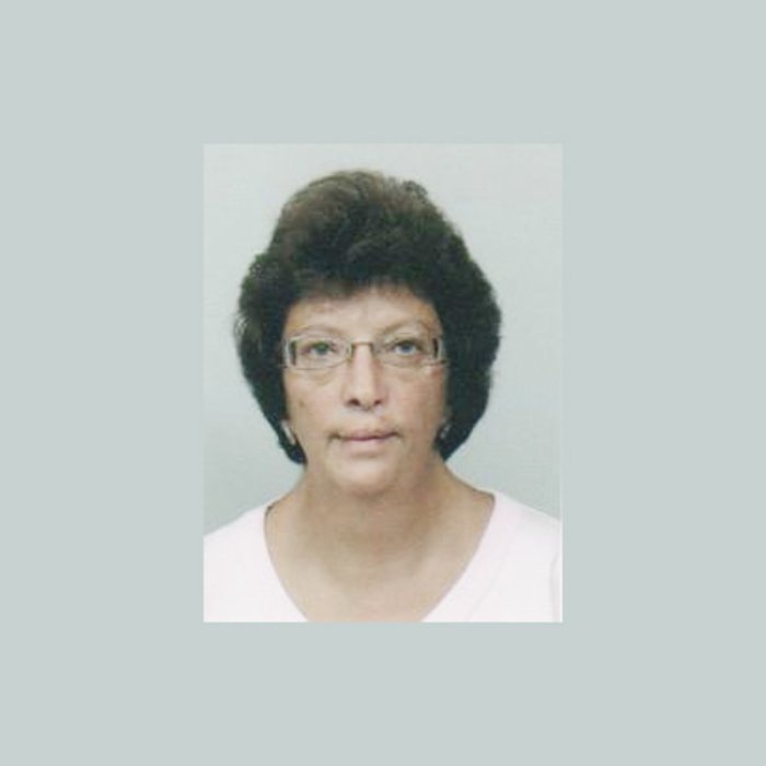 photo-1_700x700_crop_478b24840a