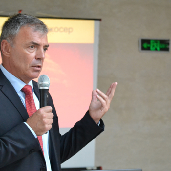 sergei-ignatov-2_700x700_crop_478b24840a