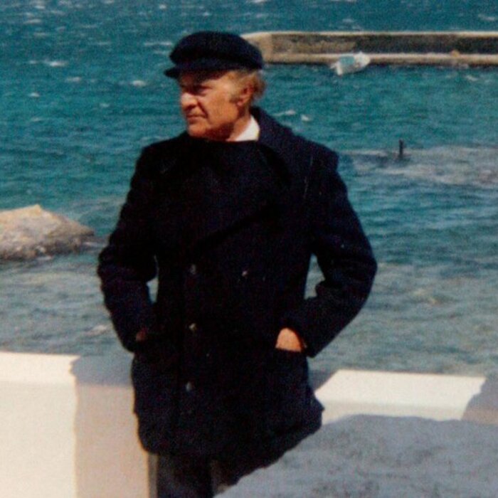 o-elitis_700x700_crop_478b24840a